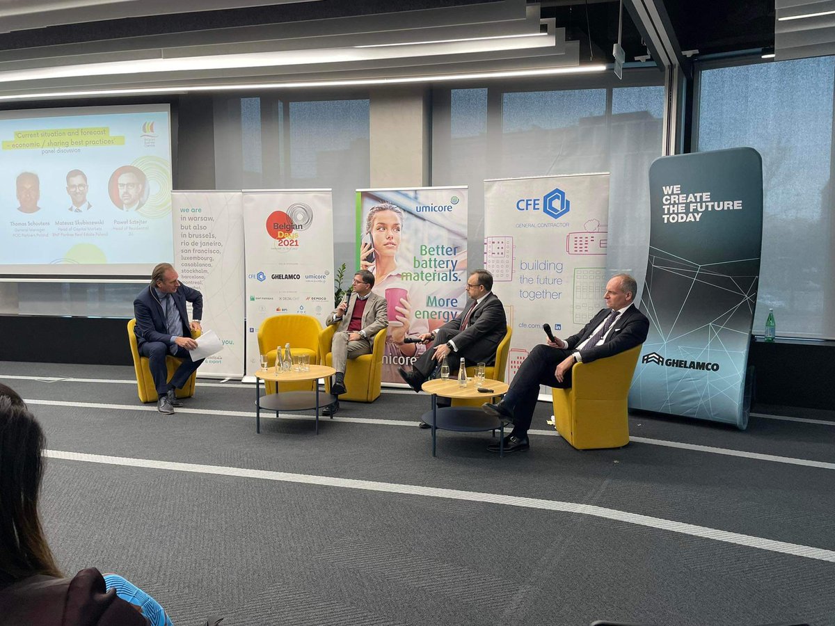 bnppre_pl's tweet photo. During Belgian Days Mateusz Skubiszewski discussed current situation and forecasts for Real Estate market in Poland with Pawel Sztejter @JLL and Thomas Shoutens POC Partners Poland. Thank you for the interesting exchange of views! https://t.co/FxYvdcY6T8