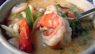 DeliveryStops's tweet photo. #Tomyumgoong #Thailand #food #foodie Get this beautiful prawn soup made full of flavor and color. Order today by us and get a discount of 10% with code "PRAWNS". https://t.co/xCME2fHI8o