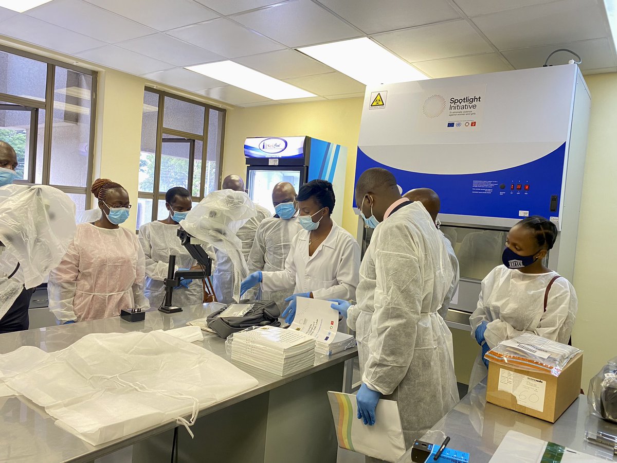 NyashaKMutizwa's tweet image. In 2010, 43% of girls 13-17 reported that their 1st incident of sexual intercourse was unwanted. 

Thanks to UNICEF and the Spotlight Initiative, @PoliceZimbabwe now boasts of a state-of-the-art Forensic DNA Lab to assist in solving SGBV crimes and seeking justice for our girls