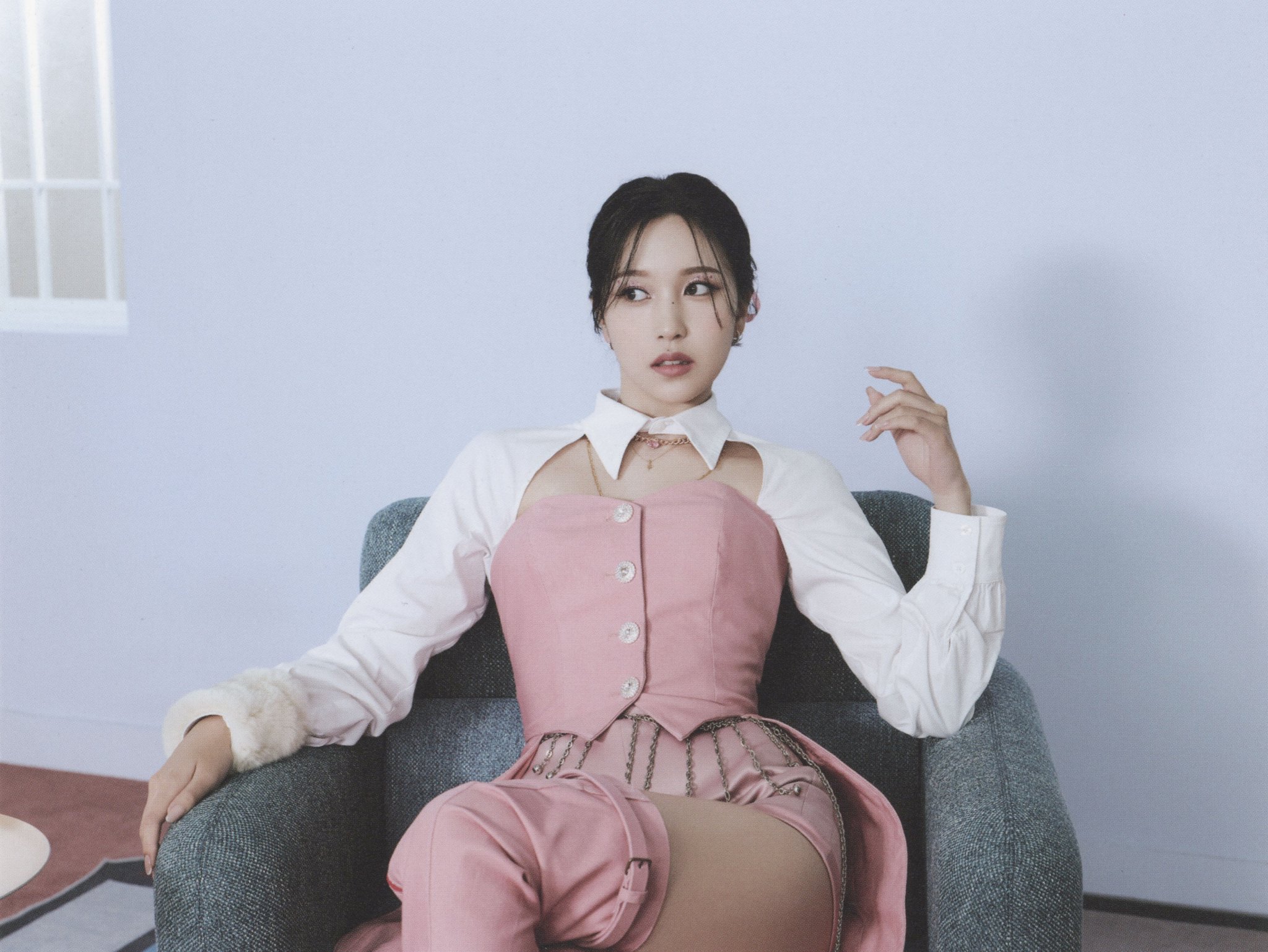 FETrmBkVQAICnDL?format=jpg&name=large