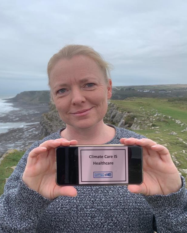And_Clara's tweet photo. #NotWithMyFeesPlease
@rpharms let's set an example as a healthcare professionals, please
#divest #PharmacyDeclares https://t.co/4u6Y5Ex1X2