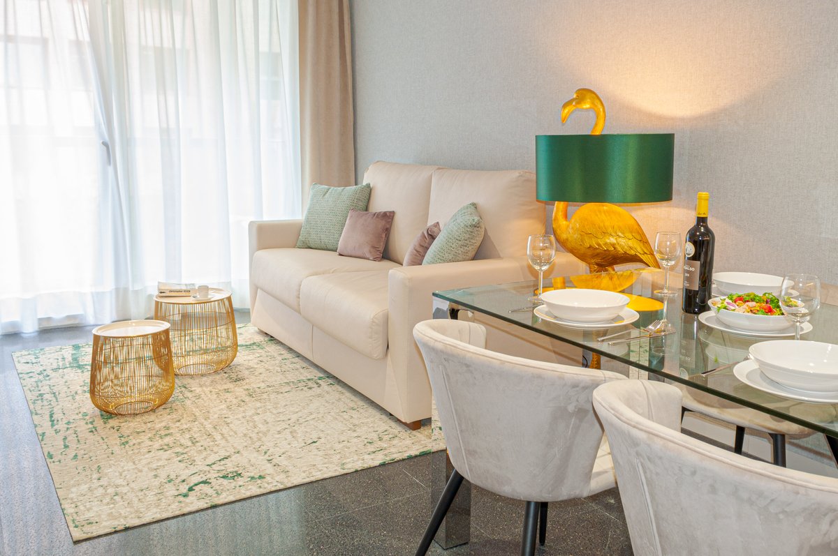 ¿Qué nos decís de este apartamento de My Flats Alicante en la Rambla? Una maravilla, ¿Verdad?📍😍