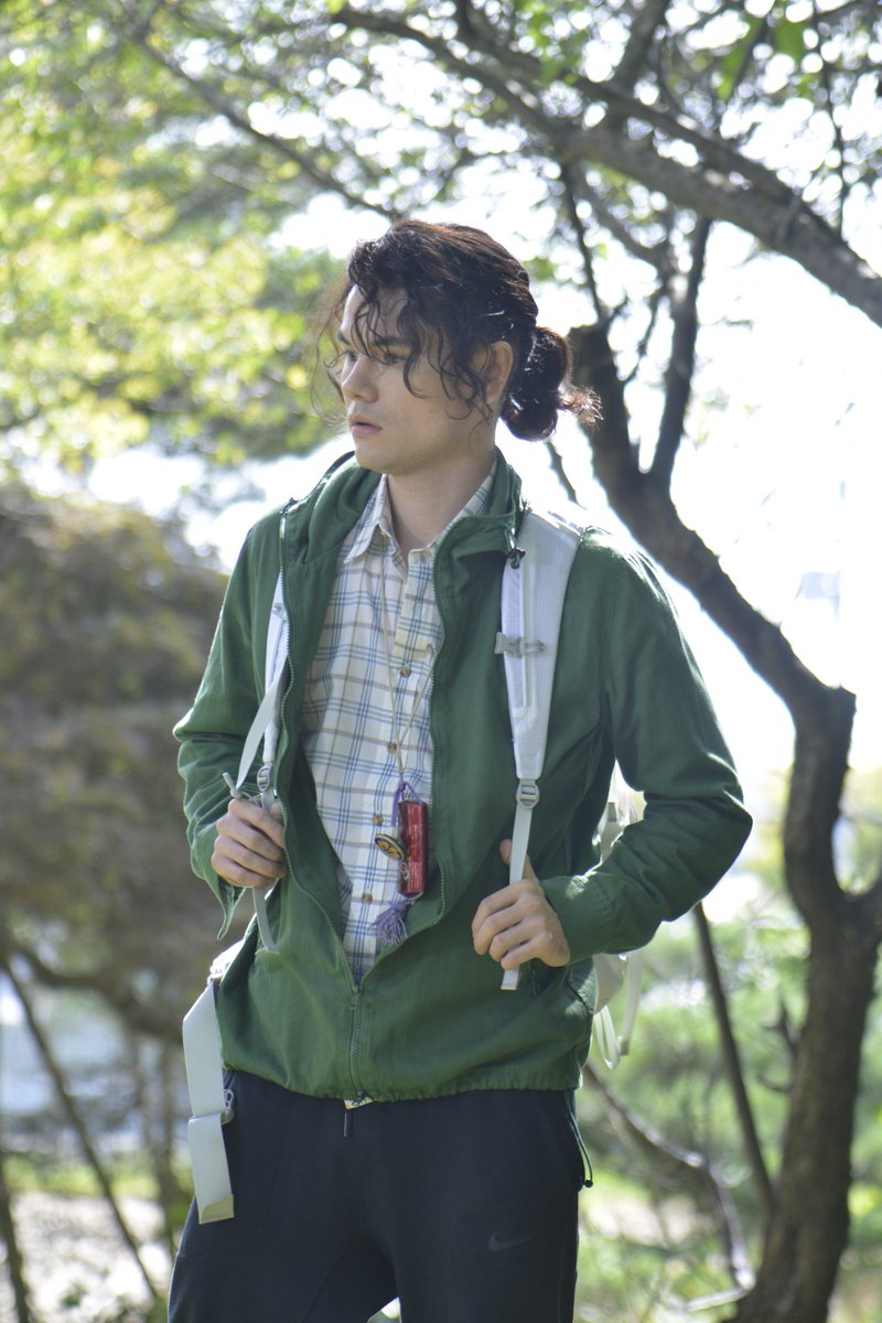 jitaku_movie's tweet photo. #自宅警備員と家事妖精
画像は物語の鍵を握る謎の旅行者《#中島トニー》🧚♀
彼の真の目的とは!?
11/20 公開まであと4日❗
#藤本匠
#大沢真一郎
#木竜麻生
#田之下雅徳
#林家たこ蔵
#本城祐哉
#巻島みのり
#流山児祥
#小澤ちひろ
#Soulcolor
#新宿ケイズシネマ
#シネマ太陽函館 https://t.co/nwVGv3Pevv