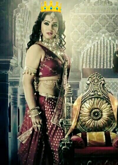 being_naaz_'s tweet photo. I am so Proud of my sohneyo 😍
She is back with her back to back Dhamakedar projects 💥

She stand with her words and giving us The Real Quality work 😭

1. QUEEN
2. CBI OFFICER
3. MURDER MYSTERY ( new look )

Best wishes #ShilpaShinde
Fateh karo..I m always there with you.. https://t.co/86zYlkrxN7