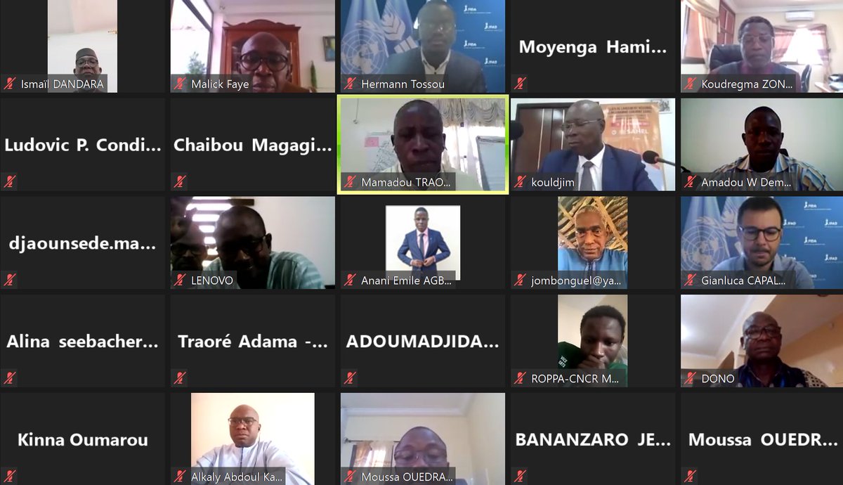 SD3C_Sahel's tweet image. L&apos;atelier de lancement régional du programme conjoint Sahel a démarré.
Parmi les participants, nous pourrons compter sur la présence des représentants de la FAO, du FIDA, du PAM et du secrétariat exécutif du G5 Sahel. 
-
#jointprogram #sd3c #sahel #fao #fida #pam #g5sahel