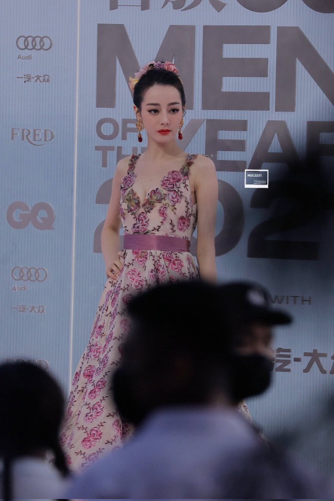 โอยยยยยยย!!สวยนางพญามากลูก RebaYangYang ❤️ YangYangReba 

1188OnVacation 
#GQSEAXRebaYang