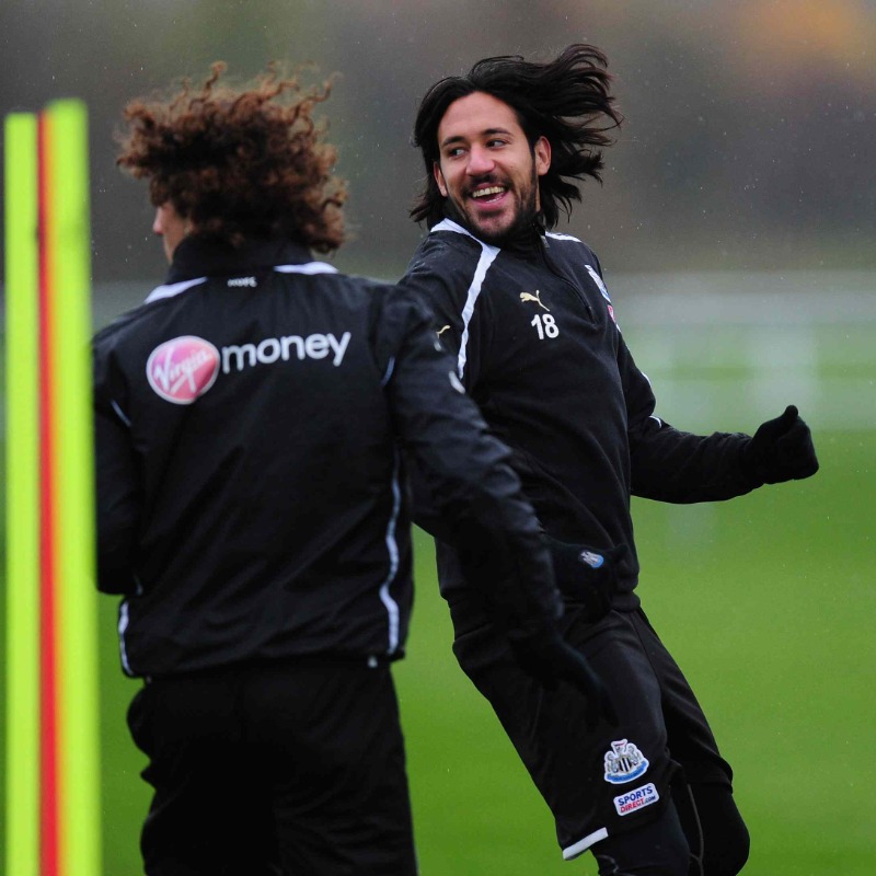 NUFC's tweet photo. 𝐎𝐧𝐜𝐞 𝐚 𝐆𝐞𝐨𝐫𝐝𝐢𝐞, 𝐚𝐥𝐰𝐚𝐲𝐬 𝐚 𝐆𝐞𝐨𝐫𝐝𝐢𝐞. 🖤🤍

Wishing a very happy retirement to @elgalgojonas! 🇦🇷🕸️