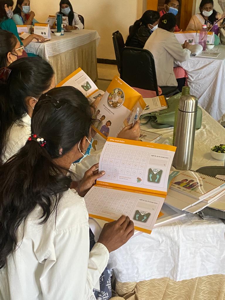 Noora Health (@noorahealth) on Twitter photo Now shifting focus to the engaging and interactive tools developed for CHOs, meant to help them connect & communicate w/ #TB pts & families on key health behaviors. @USAID_NISHTHA <a href="/Jhpiego/">Jhpiego</a> <a href="/NHM_MP/">National Health Mission MadhyaPradesh</a> <a href="/TbDivision/">Central TB Division | #TBMuktBharat</a> Now shifting focus to the engaging and interactive tools developed for CHOs, meant to help them connect & communicate w/ #TB pts & families on key health behaviors. @USAID_NISHTHA <a href="/Jhpiego/">Jhpiego</a> <a href="/NHM_MP/">National Health Mission MadhyaPradesh</a> <a href="/TbDivision/">Central TB Division | #TBMuktBharat</a>