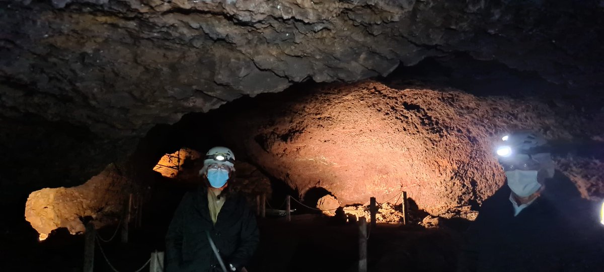 RECAMDER's tweet photo. ✅RECAMDER se reunió en #CuevadeHierro con Grupos de Acción Local de Cuenca para analizar el futuro de Leader. También visitaron la Mina Romana de Hierro recuperada con ayudas #Leader.
👉https://t.co/KLltDKroNx
@cederalcarria @PRODESE @adizancara @AdimanCuenca #ADESIMAN. https://t.co/BhXYem50WG