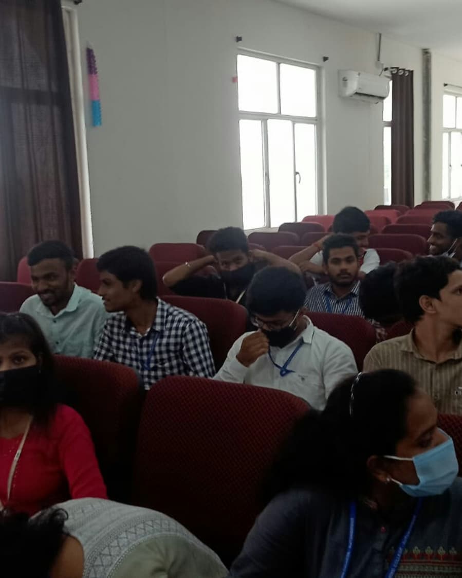 Rangareddy_nyks's tweet photo. Block level Declamation Contest Competition on Patriotism &amp; Nation building at #mallareddycollegeofengineeringandtechnology Maisammaguda,Rangareddy Dist.
#nyks #NYKS4Nation #NYKSINDIA #declamation #declamationcompetition #declamation🗣️ #nyksdeclamationcontest  #nyksrangareddy https://t.co/ghxKQLQsKQ