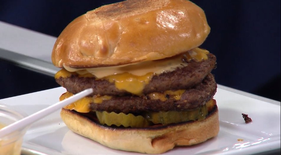 Local 12/WKRC-TV (@local12) on Twitter photo You can still make a great burger even without a grill. Chef Kayla from <a href="/Arnoldsbar/">Arnold's Bar & Grill</a> shares her tips and her recipe for her sauce.
bit.ly/3nkpGJu You can still make a great burger even without a grill. Chef Kayla from <a href="/Arnoldsbar/">Arnold's Bar & Grill</a> shares her tips and her recipe for her sauce.
bit.ly/3nkpGJu