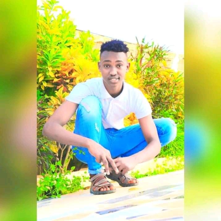 JaarlesDaahir's tweet photo. @ugbaadcali12 #waqtiku #waxa #weeye #Cajaa ip https://t.co/mwO2TNX1mm
