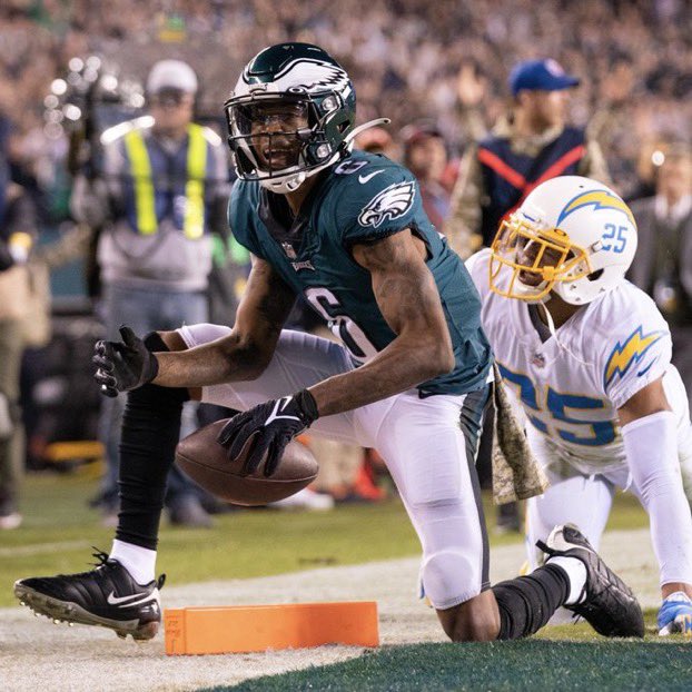 DaddyHurtsMVP's tweet photo. @PHLEaglesNation https://t.co/WcrHks2ojo