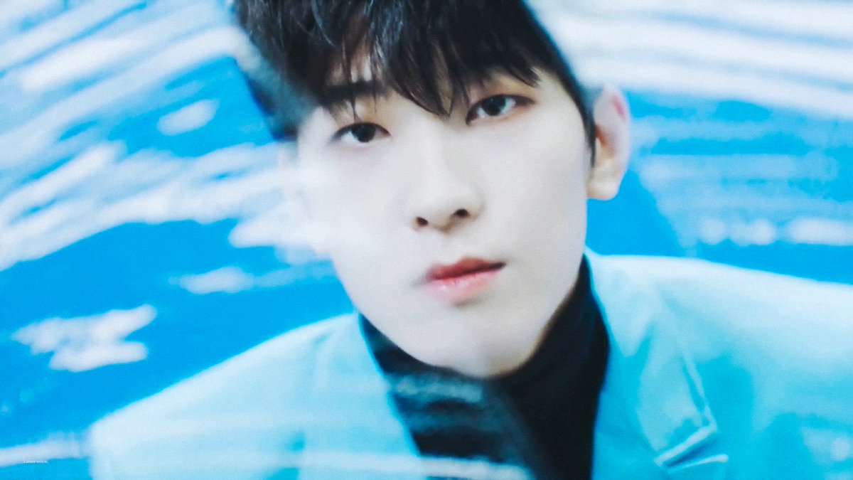 LIMERENCE717's tweet photo. 211114 POWER OF LOVE
#세븐틴 #원우 #WONWOO
@pledis_17 https://t.co/dZffeaX9NU