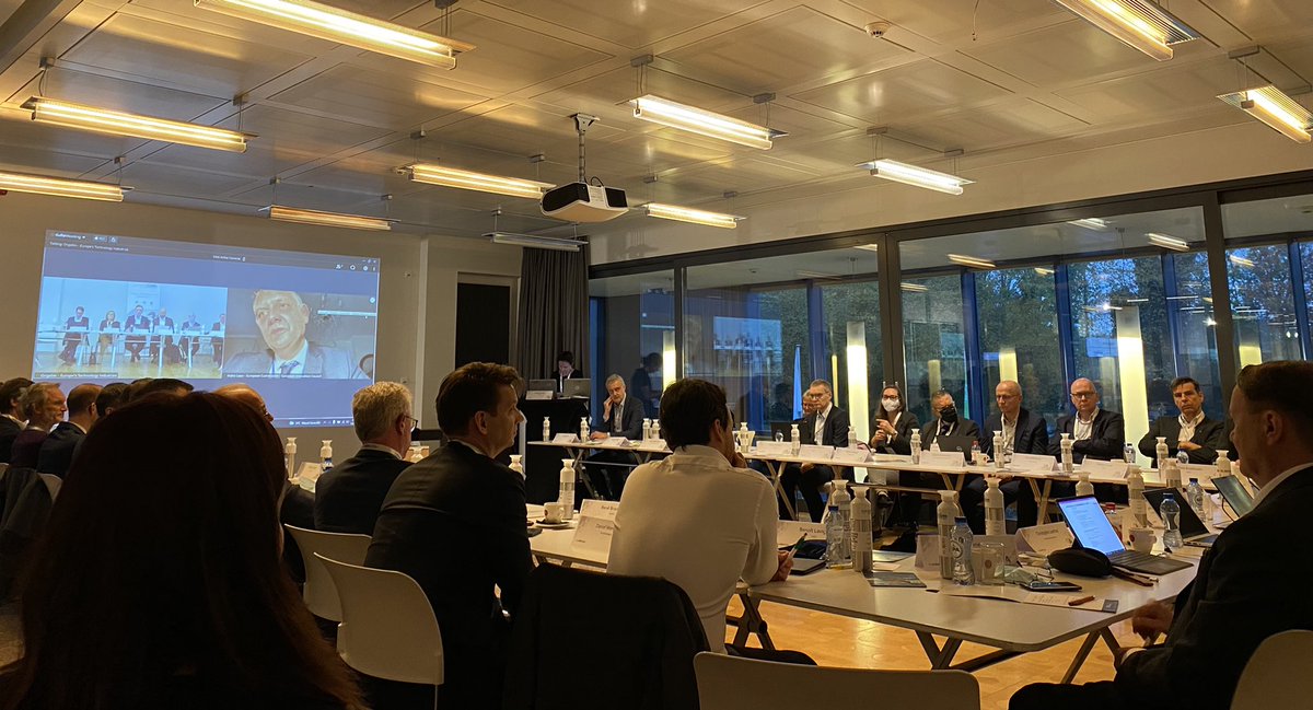 BolediF's tweet photo. Great to hear @isidrolaso talking about the importance of supporting the combination of digital and engineering to win the deep tech race. @Orgalim_EU industries have a key role to play! #OrgalimGA21 #innovation https://t.co/VbYXFperPO