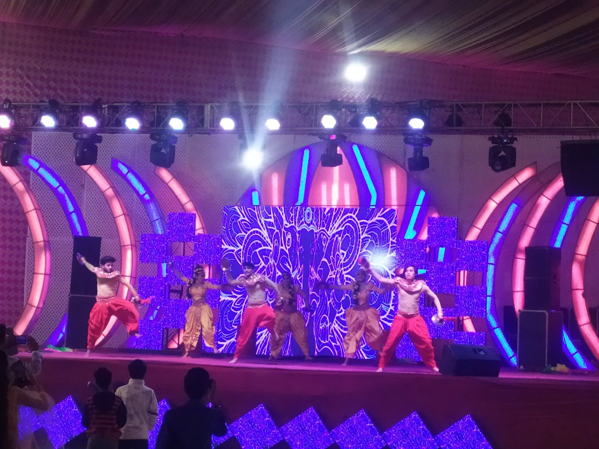 Jhaankit60's tweet photo. आज से काम शुरू.....!💕

#Wedding
#Political
#Delhi
#AXM_Entertainment https://t.co/ySmP8FvXKZ