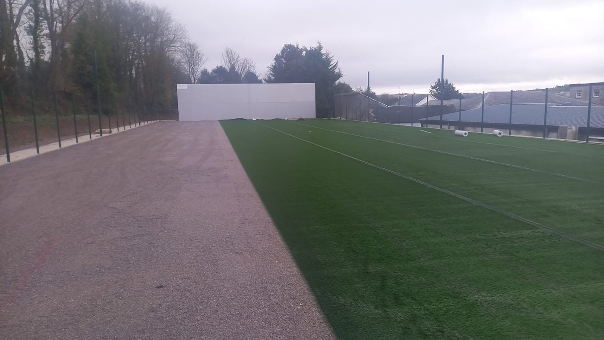 PST_Sport's tweet photo. Rolling out the carpet at @hhsbandon this morning. Max 50 is a 12000 dtex crinkle shaped fibre. The unique shape, based on the advanced C8 polymer, encourages springback when the fibre is flattened, ensuring ball roll is as close to a high-quality natural grass pitch as possible. https://t.co/806Wd47ijg