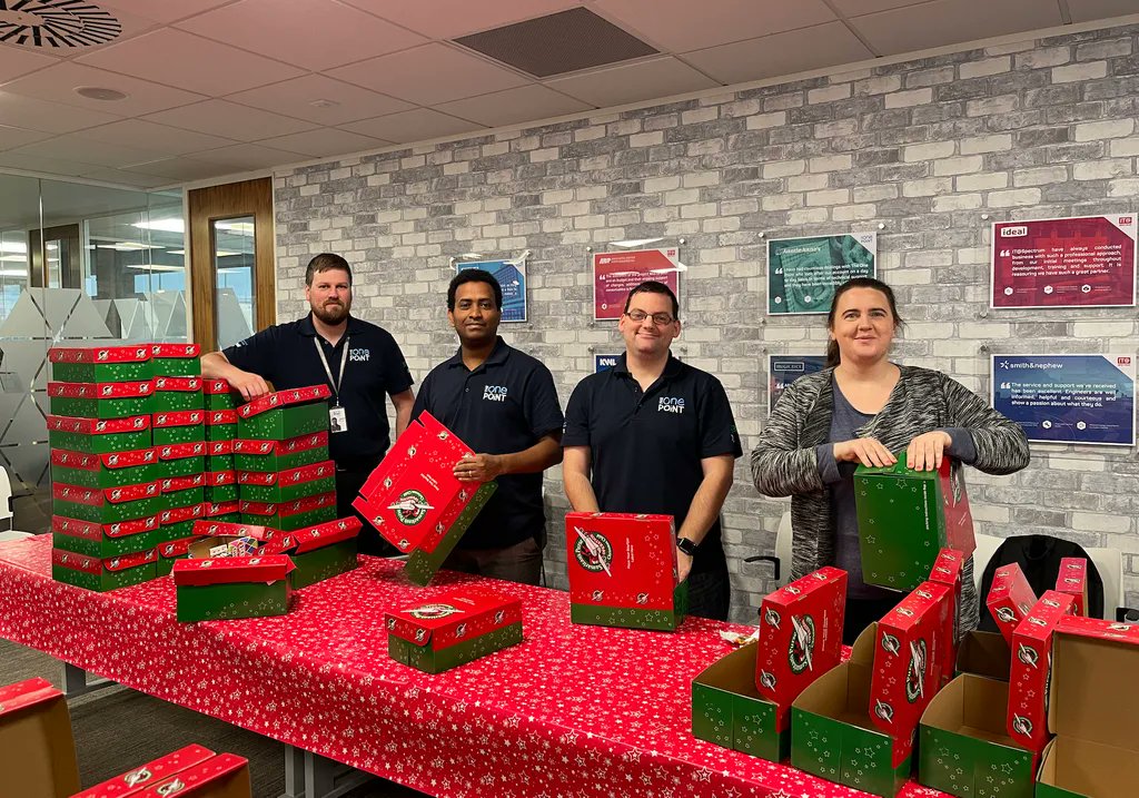 theonepoint's tweet photo. More shoebox packing pics have arrived as our ICT team deliver all 100 to a local drop-off point.
🚚 🎄 
From organising the event to packing on the day to getting the boxes into the Operation Christmas Child appeal hands, we're very grateful to our helpful team. 👏 👏 
#WeAreOne https://t.co/N5ZwBc6W3q