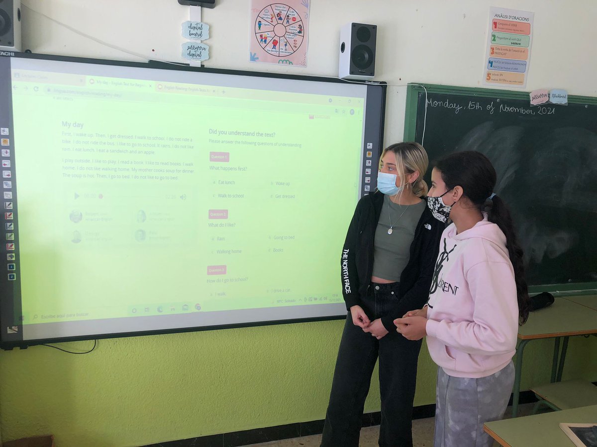 escola_reus's tweet photo. Aquest és el nostre tercer curs del programa GEP. 💂♂️🇬🇧
Aquest curs comptem amb el suport de la Mia que ens ajuda a pronunciar correctament les paraules que llegim
#escolamisericordiadereus #Gep #gepproject #english
#ViuLaPública #Reus #XEPR https://t.co/Ga9hDZIbYL