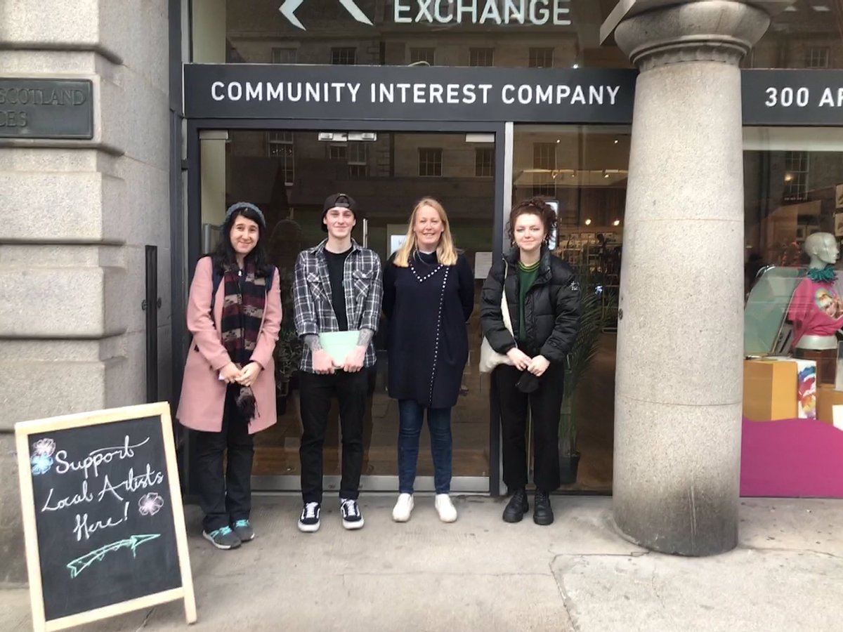 ENUArts's tweet photo. Say hello to our new group of @EdinburghNapier students whoβll be starting their #maker work placement with @scotdesignex in January π #SupportLocalBusinesses #SupportArtists #Design #WorkPlacement #CreativeEdi https://t.co/XNFoYHpVLJ