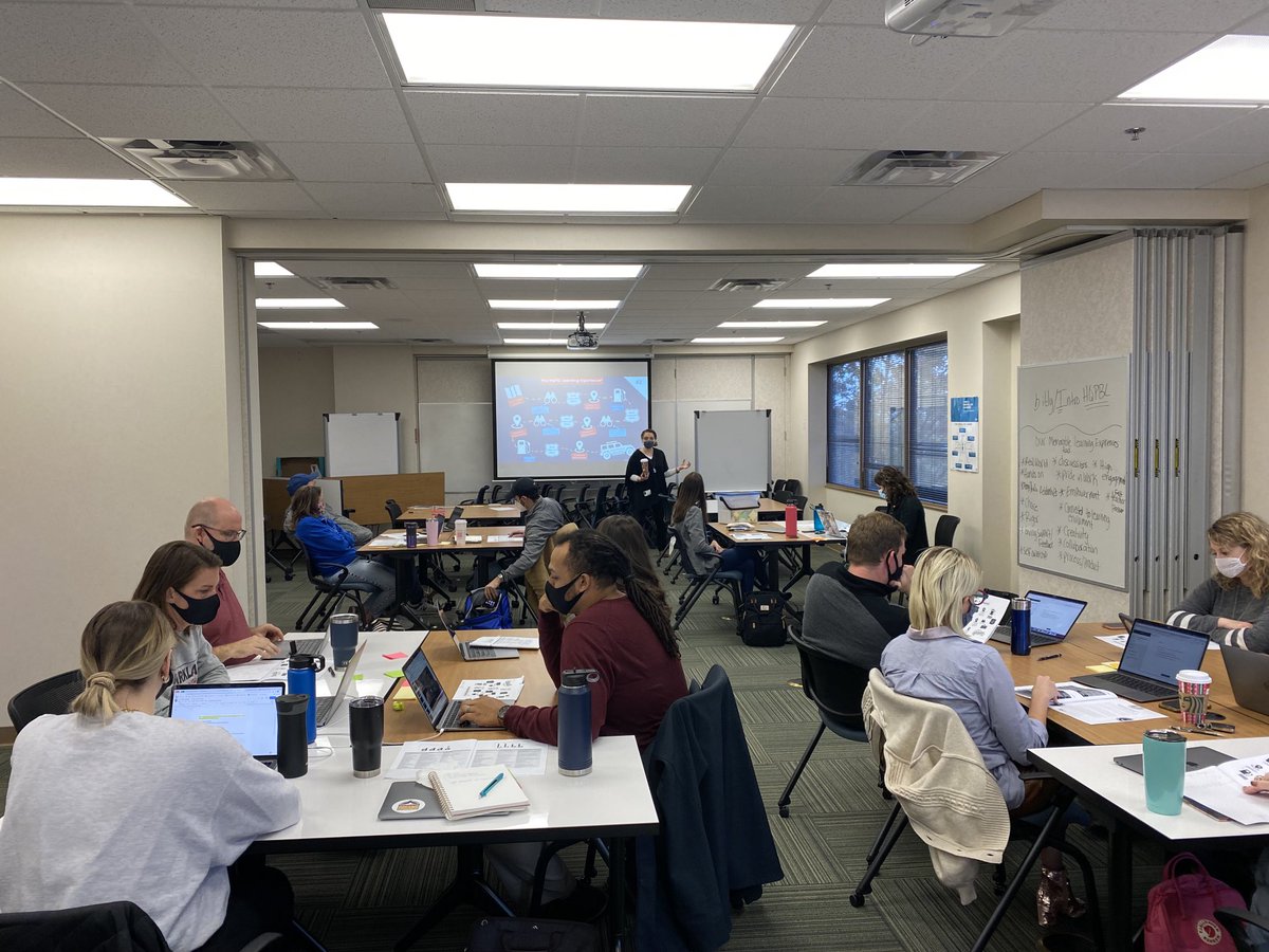 Thrilled to be learning with ⁦<a href="/acpeletz/">Alicia Peletz</a>⁩ today! Goal - Powerful meaningful experiences for kids! #LPSleads