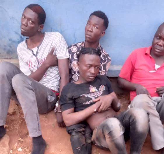 Mwebantu's tweet photo. Police detain four male suspects for aggravated robbery and rape - https://t.co/YyY6Uyf4l0 https://t.co/lpZ7VPy2xL