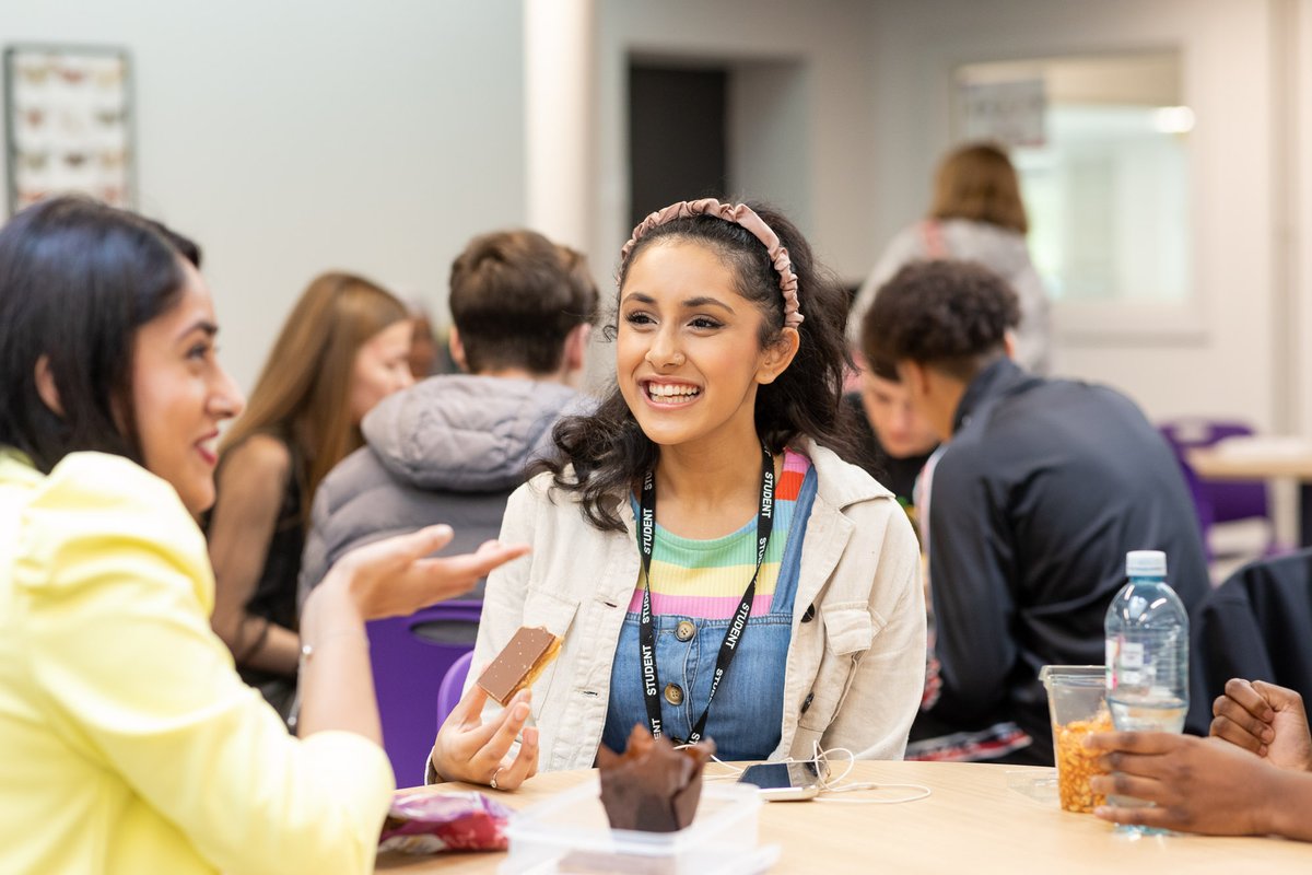 TrinityTSFA's tweet image. ⭐️ Applications are OPEN!
You can now apply for a place at our Ofsted outstanding sixth form 🔗 ow.ly/I8Eh30s0Nnx

👀💕 Choose a #Post16 route that has a 99.7% pass rate, is #Ofsted outstanding &amp;amp; is within the top 10% of #SixthForms nationally for progress &amp;amp; attainment!