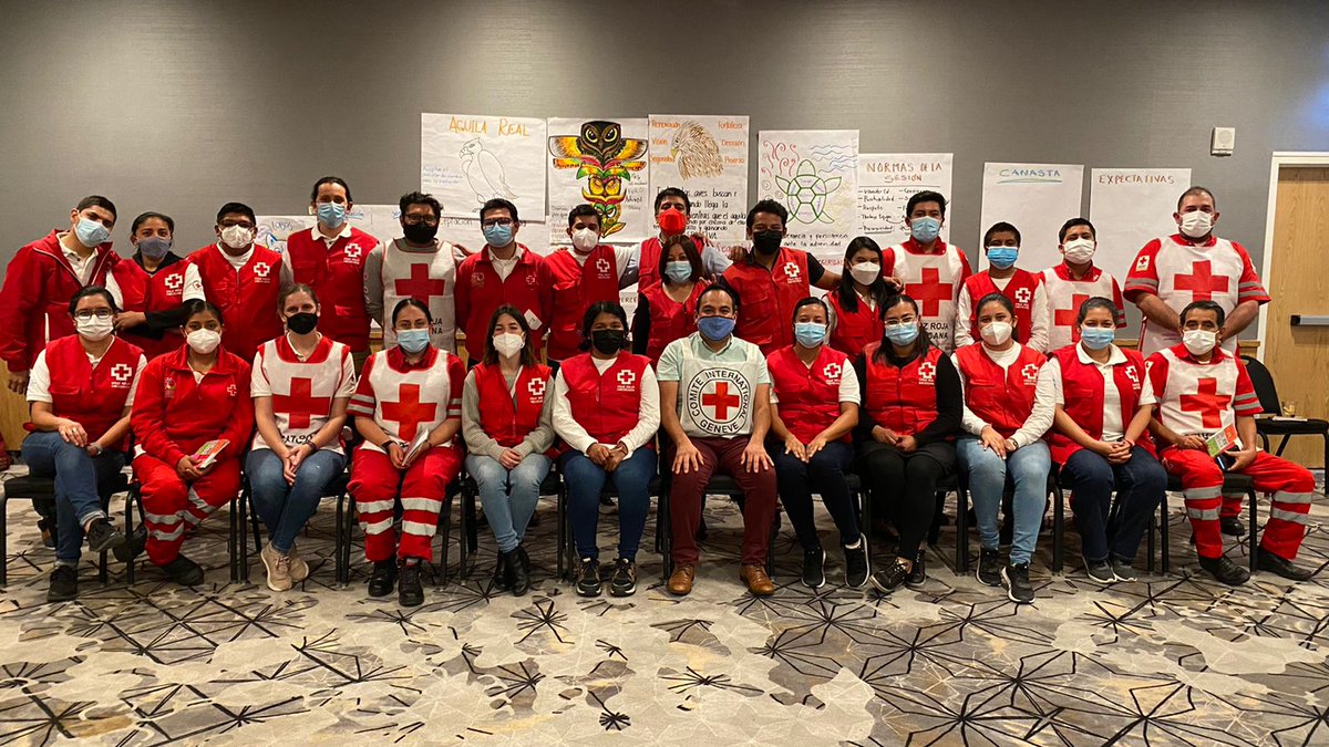 CICR_DRMX's tweet photo. Este fin de semana impartimos dos talleres de comunicación operacional para voluntarios/as de la @CruzRoja_MX, con el fin de mejorar su aceptación, seguridad y acceso y llegar a quienes más nos necesitan.

¡Seguimos en Movimiento! https://t.co/ASsukWVOX2