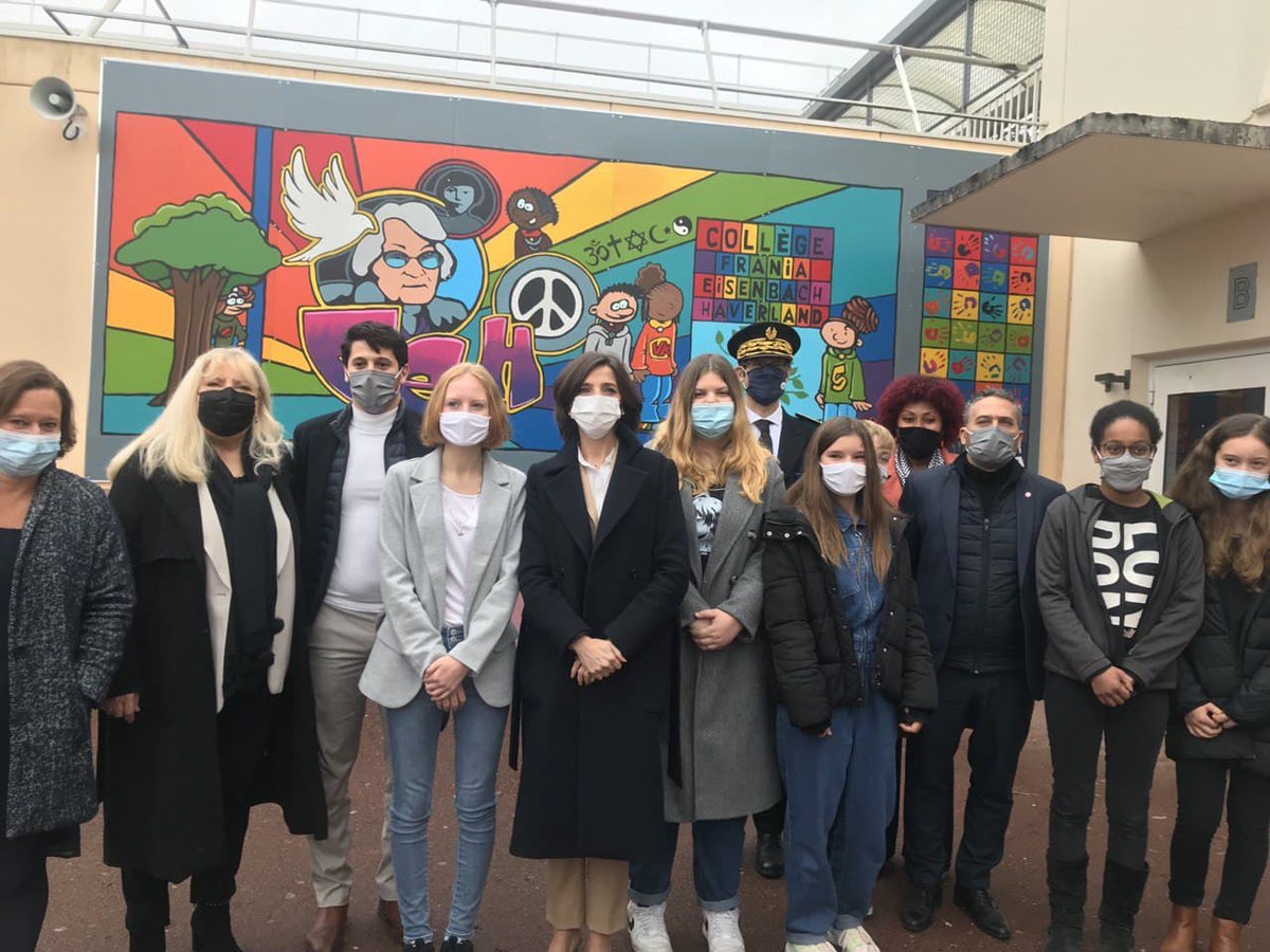 CorceiroDavid's tweet photo. J’étais ce matin à Menucourt au @CollegeFrania avec @avyelimas &amp; Xavier Delarue, préfet délégué à l’égalité des chances @Prefet95, pr discuter avec les élèves des notions de respect, tolérance, fraternité.
Un beau moment d’échanges avec ces collégiens avides de connaissance ! https://t.co/LomqMHZQMI