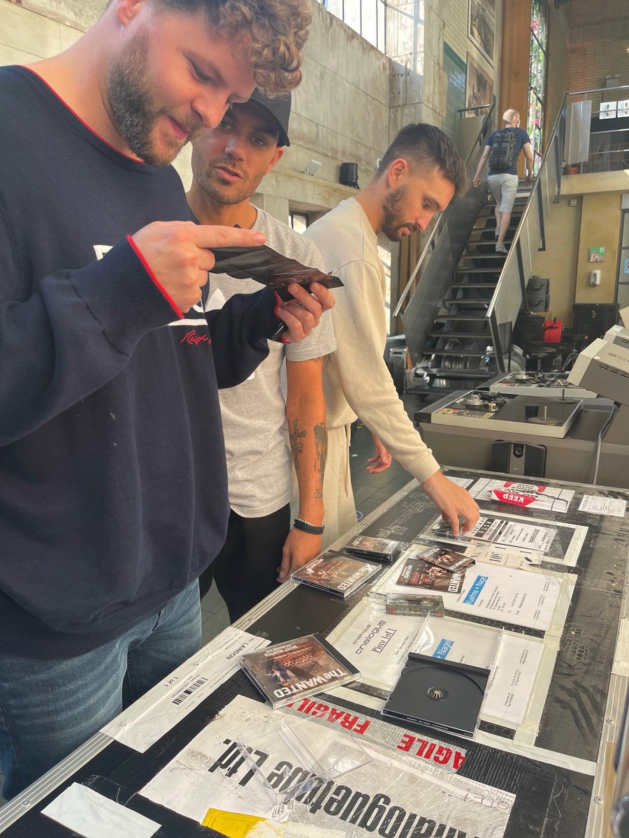 thewanted's tweet photo. Have you grabbed your copy of our Most Wanted album yet!? This was the first time we saw the physical formats in real life!! Jays face says it all 😍 get yours from our store now!!
https://t.co/bIGeDIG5zV https://t.co/zJFY7X3TIX