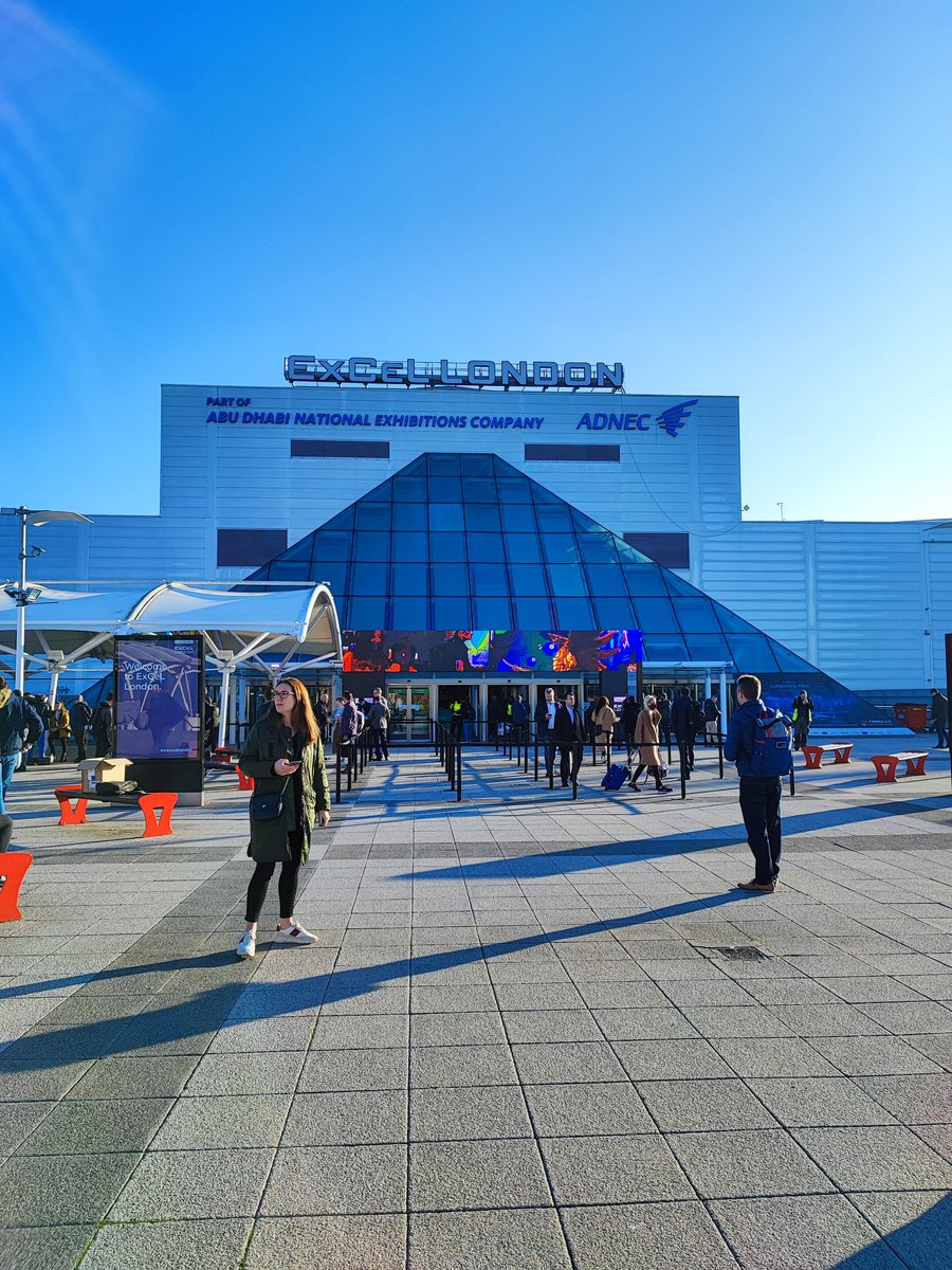 BSalomao's tweet photo. Let's do some business!
#B2BMarketingExpo https://t.co/QndEQ19dVN