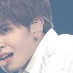 栗田航兵は高校退学 出身愛媛でプロフィールも プリクラ級目力とピアス画像 Octpathメンバー かもめブログ