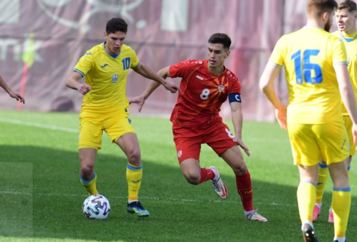 MacedonianFoot_'s tweet photo. Gameday!

Macedonia U21 - France U21

18:30 Kick-off. 

#MKD #MKDFRA https://t.co/IAVPxeu0YH