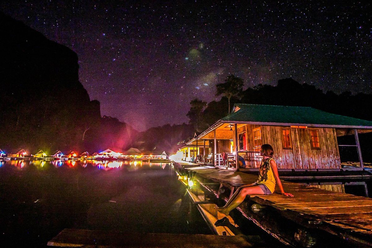 PuyVilai's tweet photo. 2 วัน 1 คืน เชี่ยวหลาน

กิจกรรมท่องเที่ยว
👉ล่องเรือชมวิว แวะถ่ายรูปจุดไฮไลท์ต่างๆ ระหว่างทาง 
👉เขาสามเกลอ (กุ้ยหลินเมืองไทย)
👉เดินป่า นั่งเรือยนต์ ชมถ้ำประการัง 
👉นั่งเรือชมหมอกตอนเช้า

#เขื่อนเชี่ยวหลาน #เรือนำเที่ยว #500ไร่  #แคปชั่นอ่อย2021 #แคปชั่นโดนๆ 

0630633769 https://t.co/4mJ31wfQBp