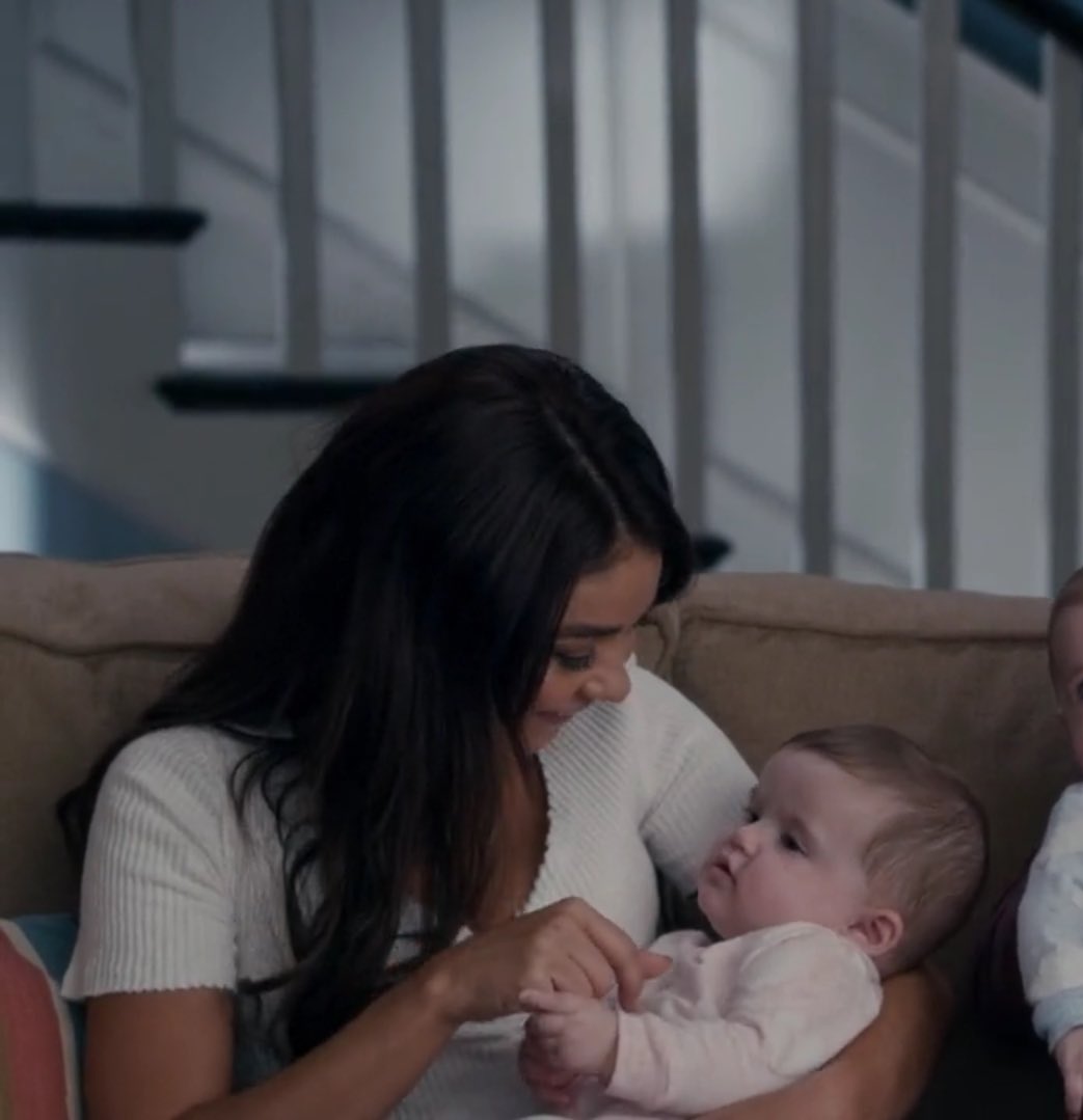 sometimes forget she’s a mom 🥺