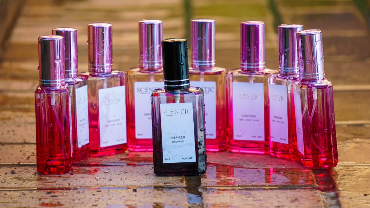 Wolf_Luna28's tweet photo. Hey guys its festive season 

Lets get you and ur home smelling Scentic divine 

Please your order for home diffuser and perfumes we deliver nation wide with pep pexi or Post net. 

30ml for R120 
50ml for R150 
Home diffusers 200ml R250

DM or WhatsApp 0683758399 https://t.co/KiKUg6tFVJ