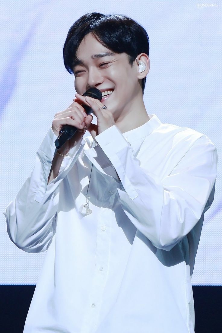 romiipao4's tweet photo. Despertarme y ver esta hermosa noticia, Chen por 2da vez papá muchas felicitaciones. Se feliz siempre 

#CHEN #JONGDAE https://t.co/Ai0jQfzPS9