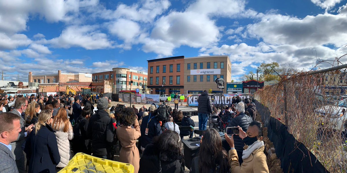 falcicchio's tweet photo. “We refuse to believe that there are insufficient funds in the great vaults of opportunity of this nation… we've come to cash this check, a check that will give us upon demand the riches of freedom &amp; the security of justice.” MLK

@MayorBowser delivers a #FairShot at MLK Gateway https://t.co/iM028MkEfN