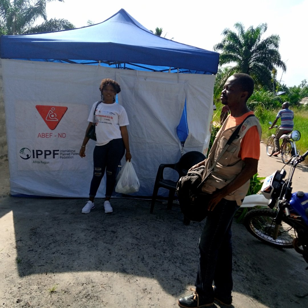 MimboroD's tweet photo. 1er messages du jour 

*Tam-Tam à l'équateur : Le peuple autochtones acteur et bénéficiaire dans la campagne planification familiale.  Bravo au partenariat visionnaire @UNFPARDC et @abefnd_rdc @lokushe  @MajRDCongo @IPPFAR #Kitumaini https://t.co/aVliOwKevn