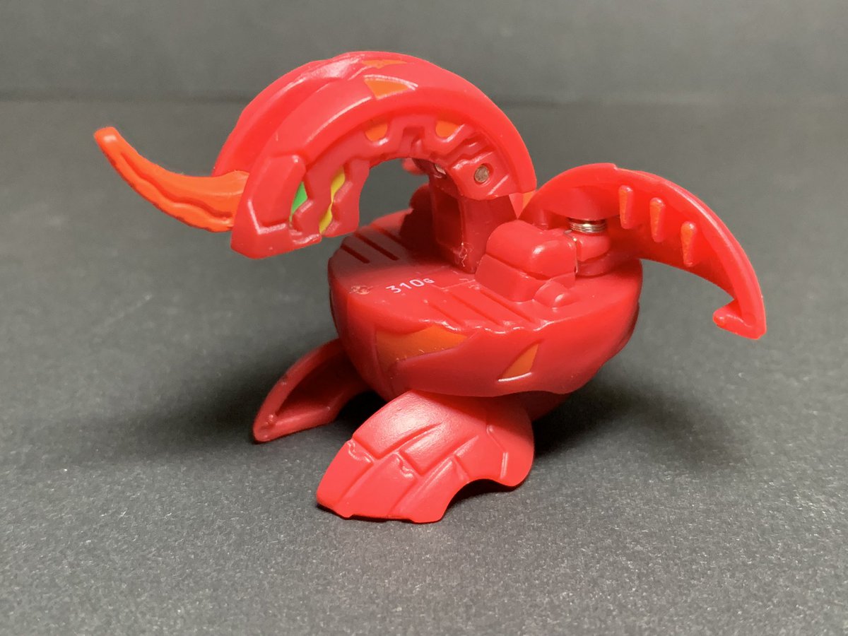 初の28mm爆丸で、爆丸の原点でもある「初代ドラゴノイド」GETしました