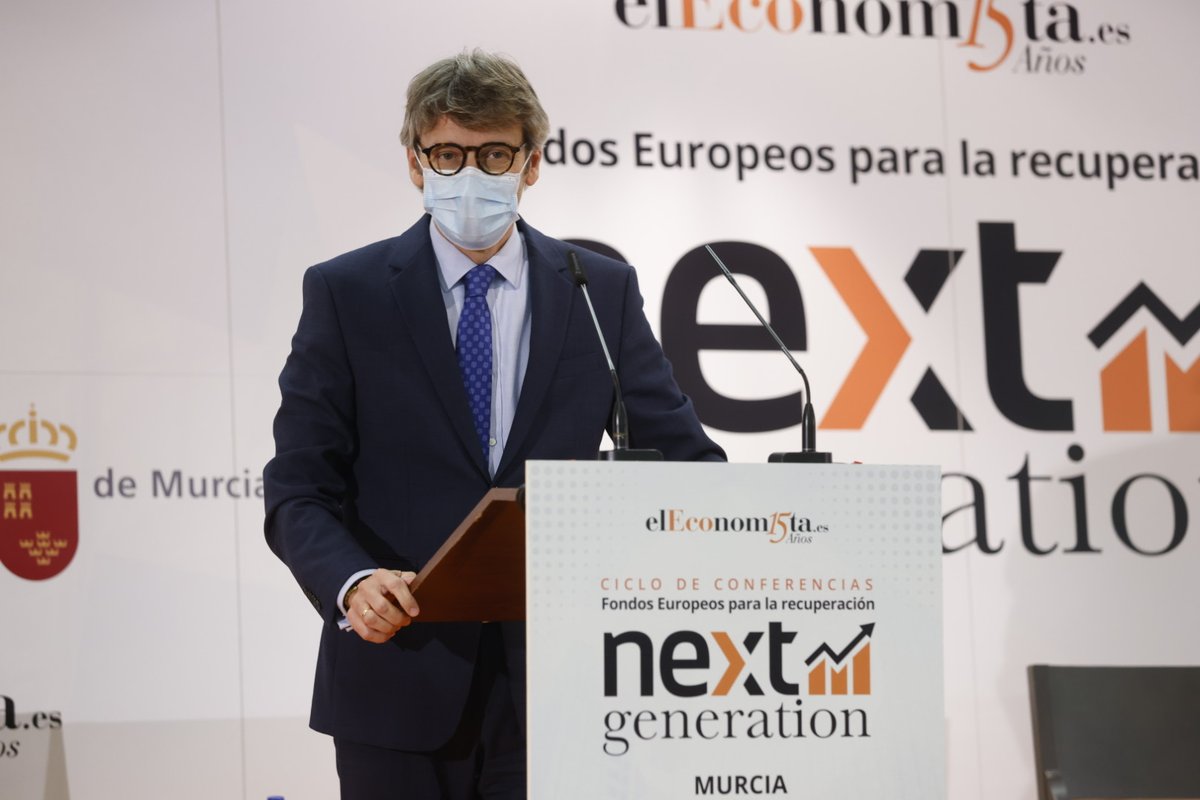 elEconomistaes's tweet photo. 🗨️Luis Alberto Marín (@RM_Hacienda): "Las comunidades autónomas son las que tienen que dar respuesta a los fondos europeos. De estos fondos que han llegado a España, la Región de Murcia solo ha recibido un 3,17%".
https://t.co/pLzetusTVn
#NextGenerationMurciaeE https://t.co/1IAEODcLho