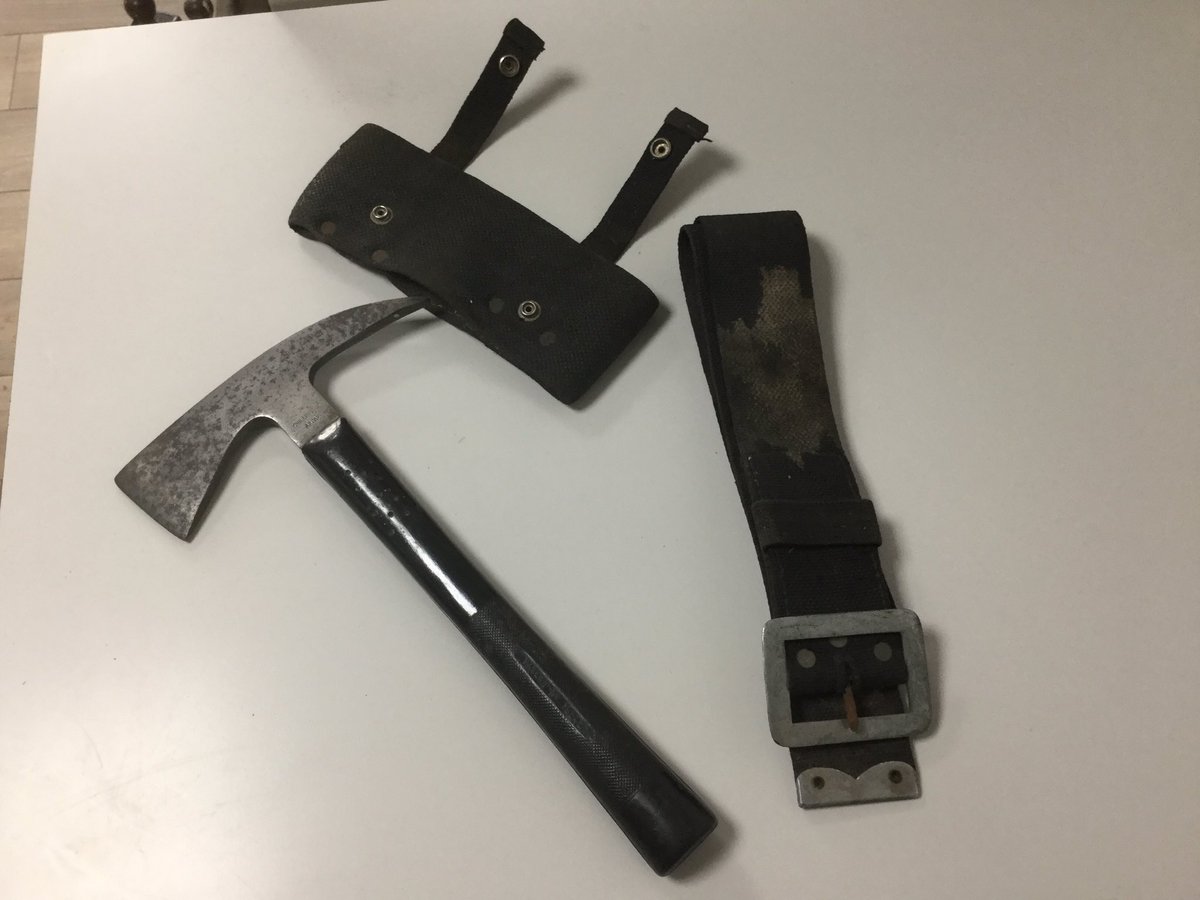 oldschooltools's tweet photo. #firemans #axe going up on my website shortly if interested https://t.co/CI37NkVdEU https://t.co/UtLrpsEvuY