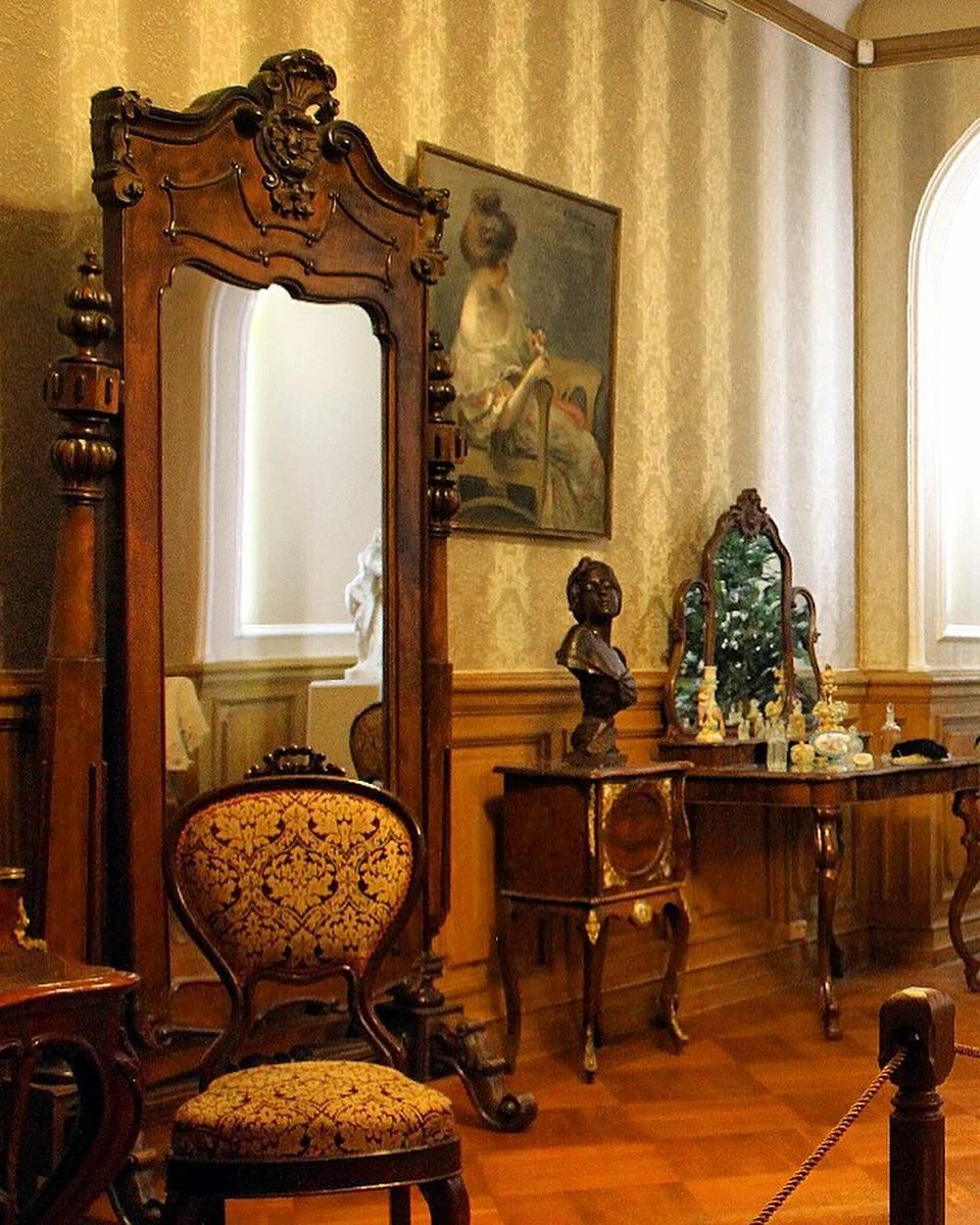 Экскурсии выходного дня по парадным залам Особняка Румянцева spbmuseum.ru/themuseum/news…