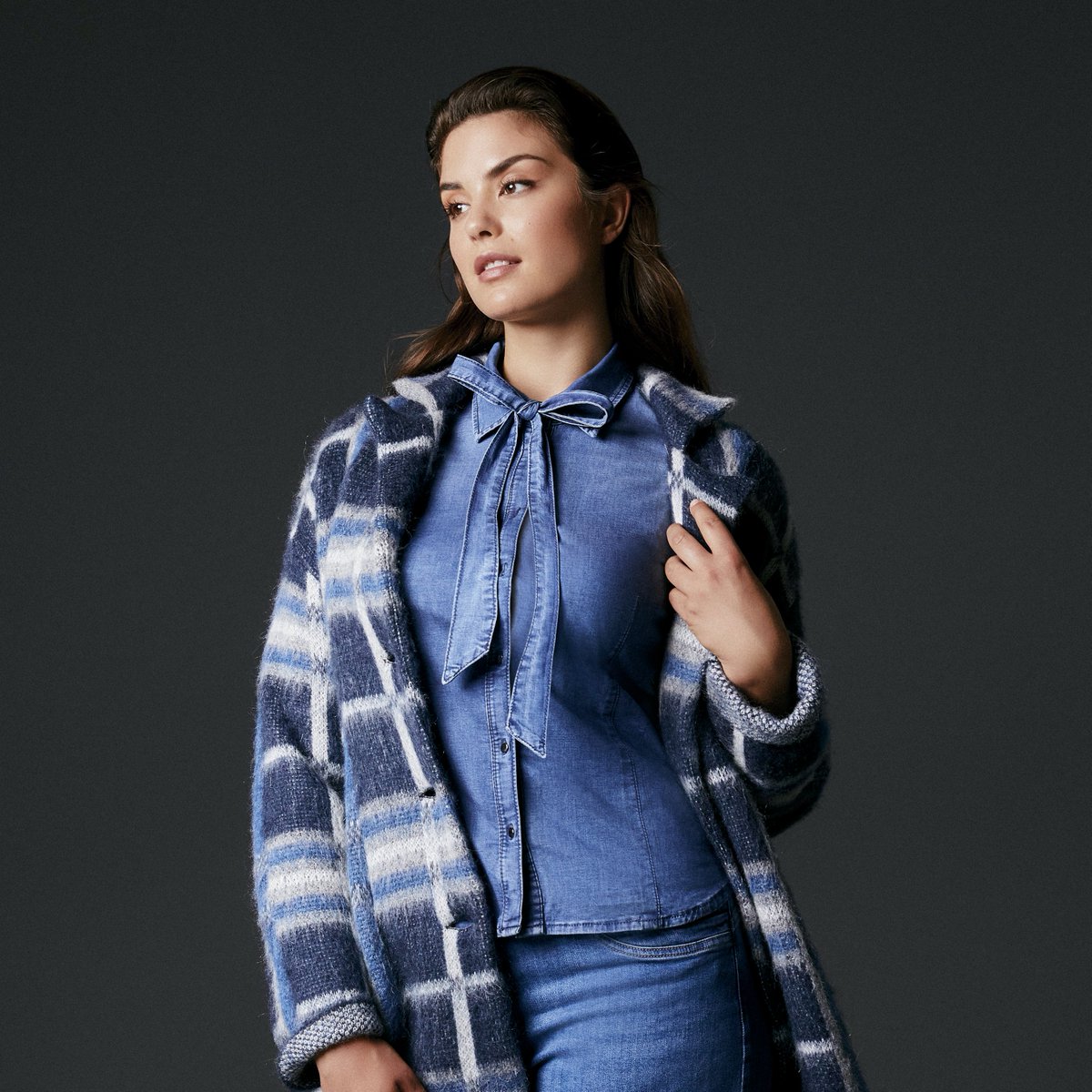 La nostra collezione Autunno/Inverno 2021 è pronta per essere tua. Le occasioni volano via in un lampo!

#elenamiro