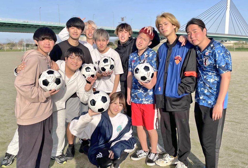 レイクレ登録者100万人おめでとう！ 大阪のYouTuberという｢戦友｣として