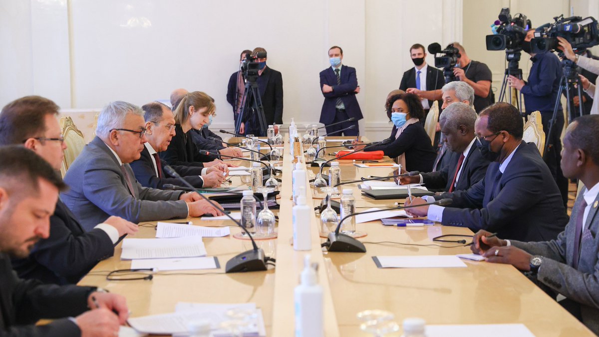 RusConsCapetown's tweet image. 🇷🇺FM S.Lavrov during talks with the Chairperson of the African Union Commission M.Mahamat: "Relations between #Russia and the #AfricanUnion are on the rise and expanding in various areas. The first ever Russia-Africa summit held in Sochi in October 2019 confirmed this."