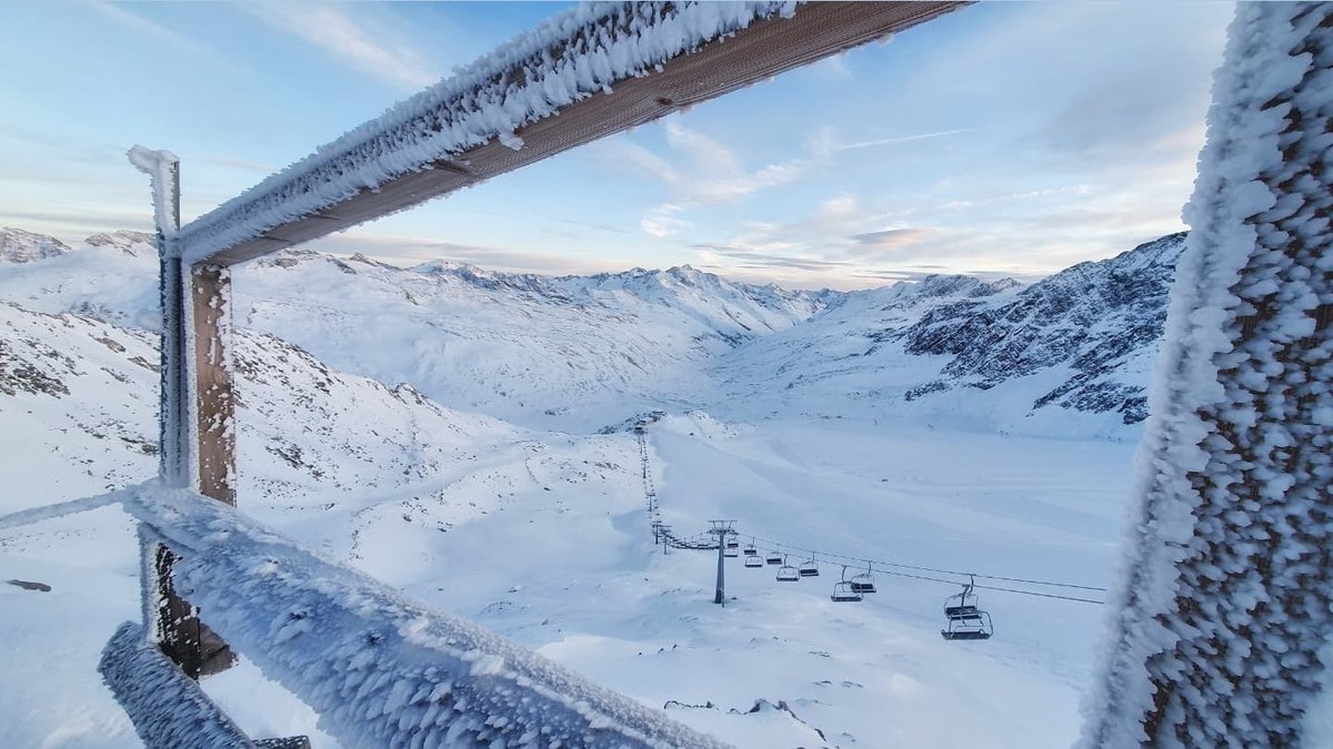 AlexPinturault's tweet image. Thank's mother nature 🙏❄😍 #HappyMe #LuckyMe #NatureIsAmazing #ProtectIt