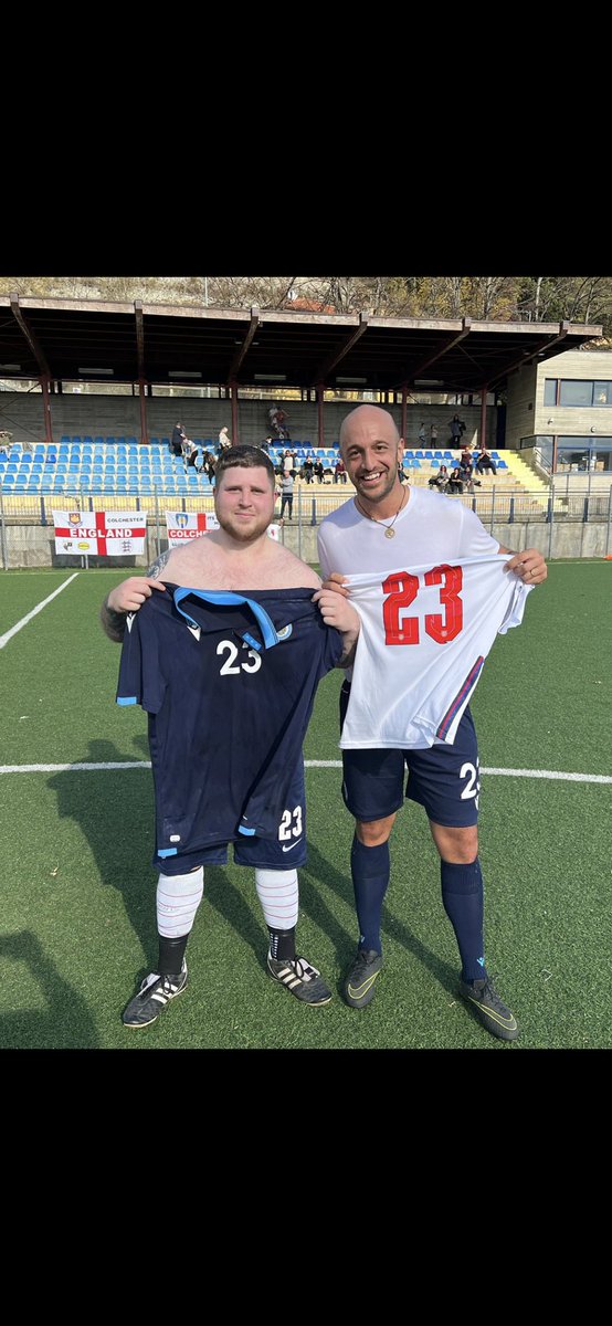 luke_robbo6's tweet photo. Superb weekend away watching @England vs San Marino. Scored the winning goal in the @englandfansfc1 vs @SanMarino_FA fans team as we won 2-1 vs 5 of their former international players. Also got into the Bologna stadium and onto the pitch. #England #SanMarino #ENGvSAN https://t.co/9KTqxaHxqM