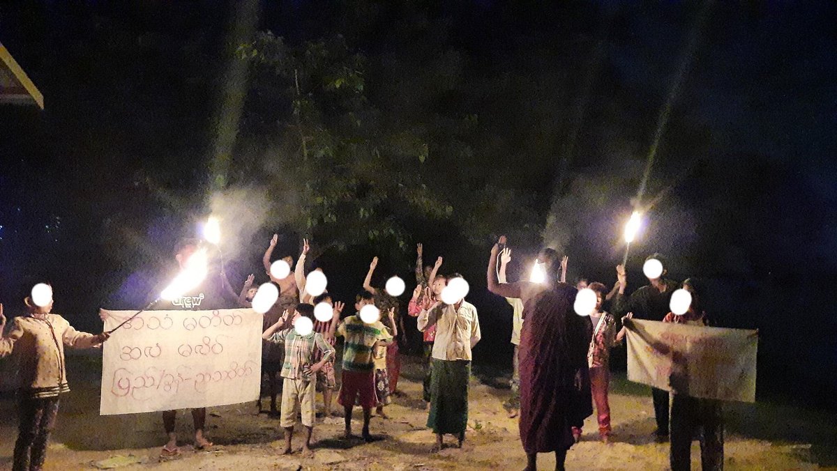december132021's tweet photo. Buddhist monk and locals from #PyiGyiDagon township,#Mandalay held a peaceful night strike to protest against the Military Dictatorship.

#TortureToDeathByJunta
#Nov16Coup   
#WhatsHappeningInMyanmar https://t.co/puUQCP4pnH