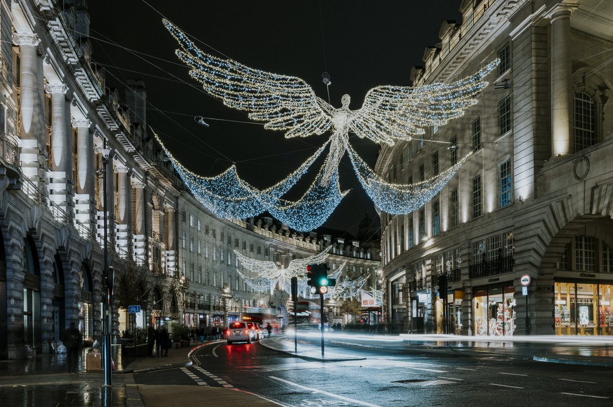 The Christmas lights on Regent Street are up and we can't stop gazing at the glittering Spirits here at @OneHeddonSt. 

#oneheddonstreet #london #regentstreet #flexibleoffice #workspace #mayfair #centrallondon